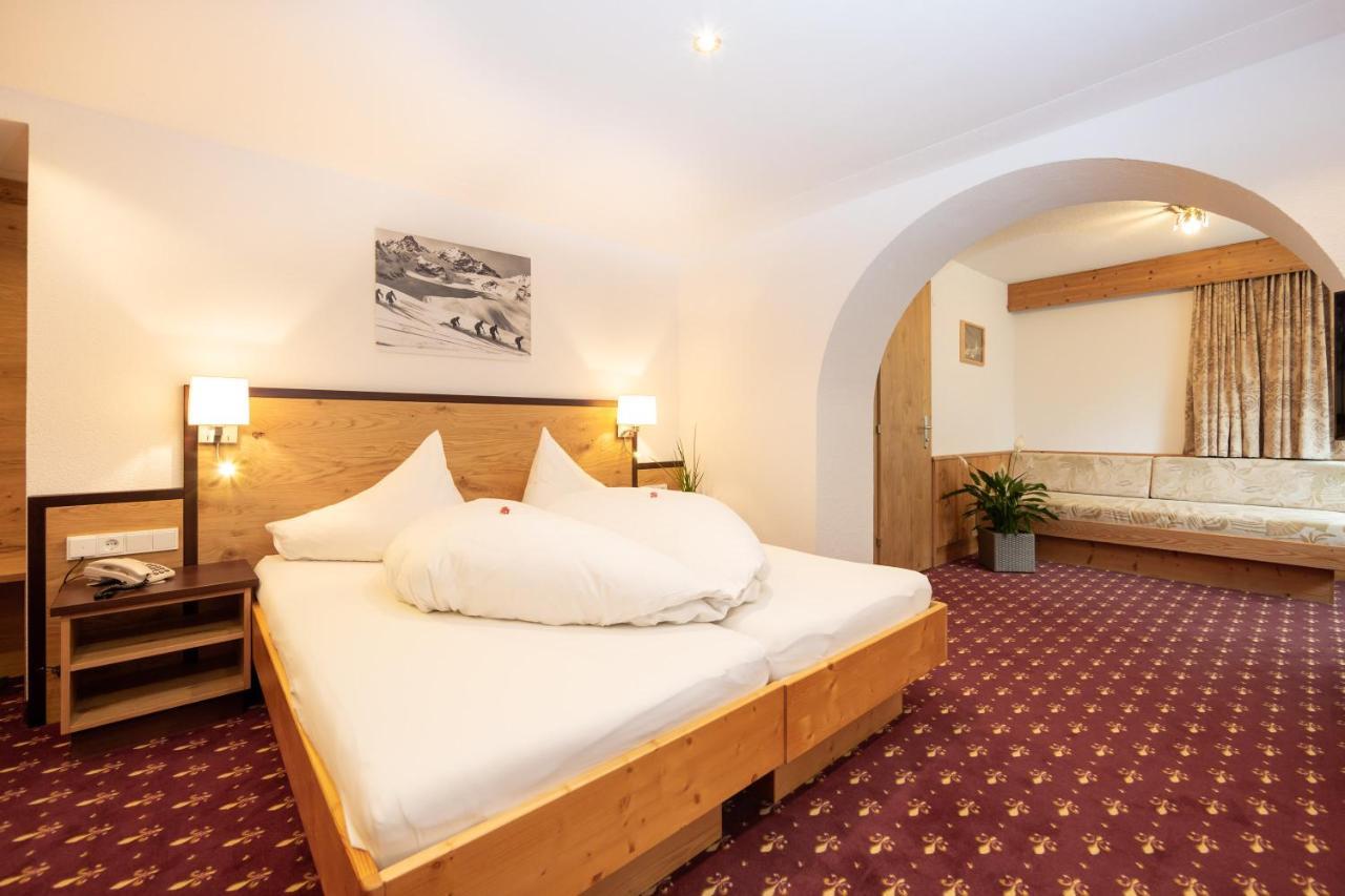 Hotel Garni Tyola Ischgl Exterior photo